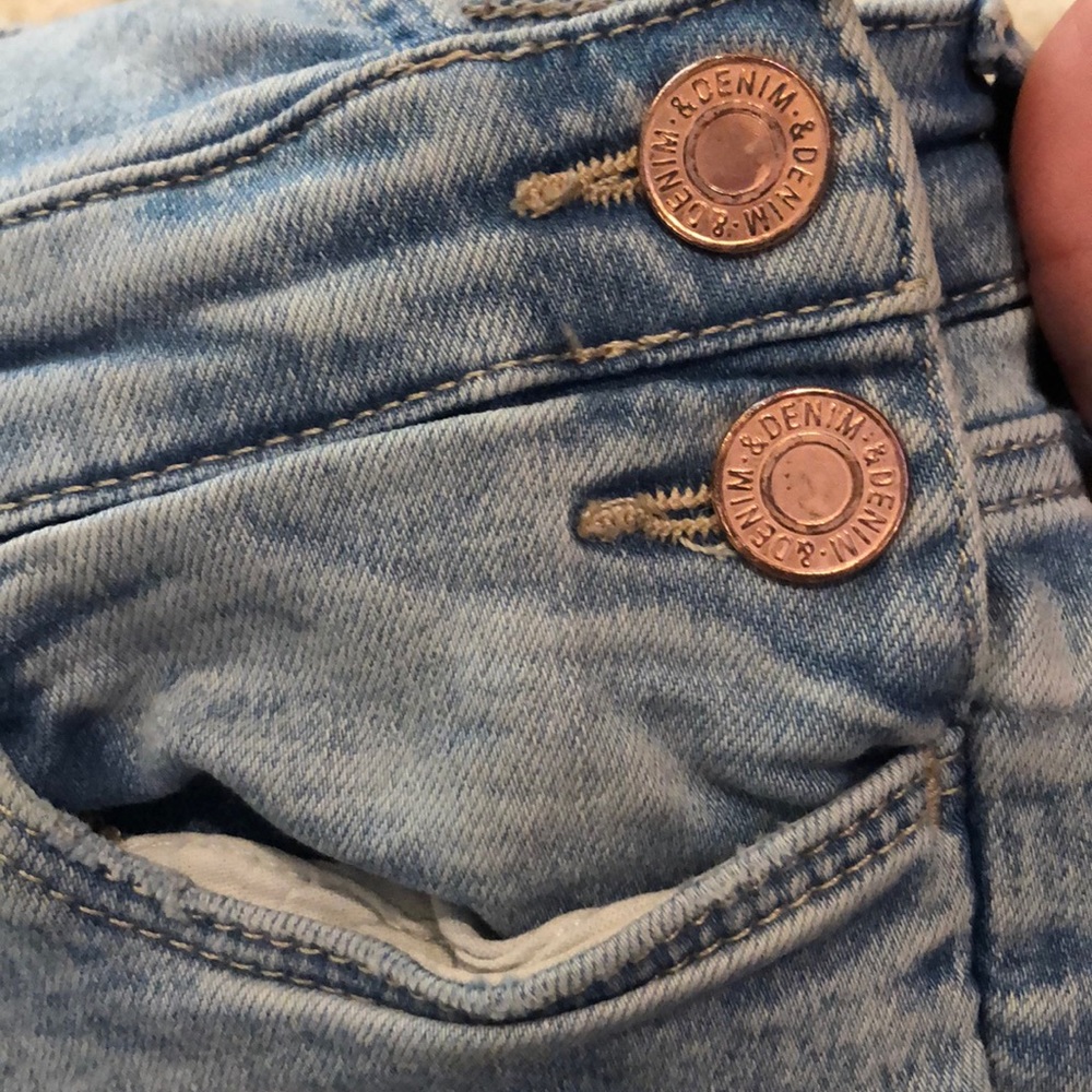 Kids H&M light denim overalls - Picture 7 of 8